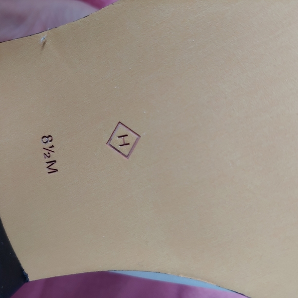 🔹Halogen White Booties - Picture 5 of 7